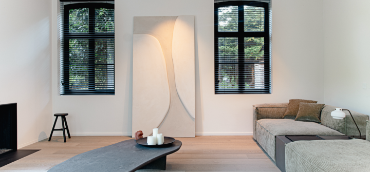 Black wooden venetian blind